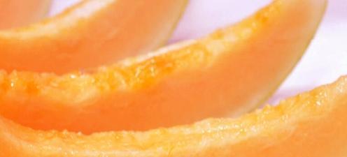 吐鲁番吃火焰蜜瓜,吐鲁番的独特甜蜜诱惑