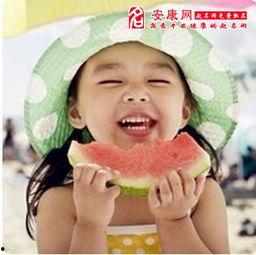 梦见我给朋友一起吃瓜,梦境中的友情共享时光